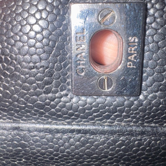 Chanel Black caviar quilted Jumbo single flap Shoulder Bag w Box & dust bag. - Picture 13 of 15